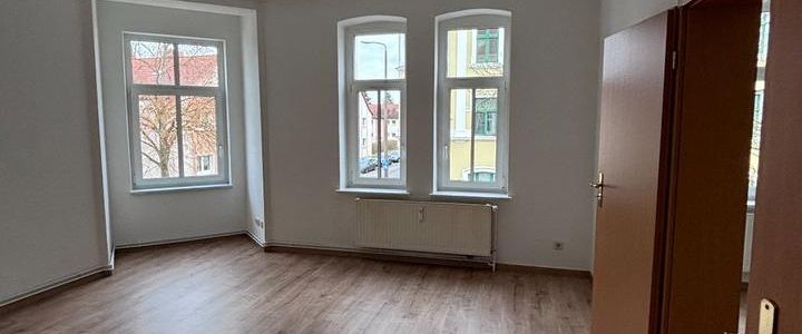 2-Raum-Wohnung mit Einbauküche & Tageslichtbad - Foto 1