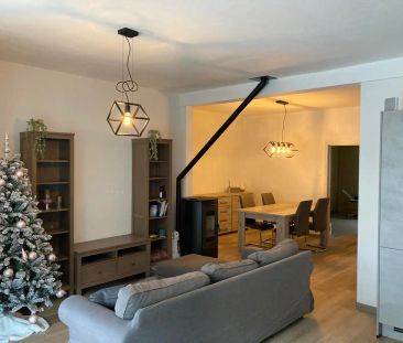 SCHELLEBELLE - Gelijkvloers appartement met tuintje. - Photo 1