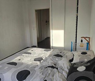 Location Appartement 2 pièces 43m² LE LUC 83340 - Photo 2