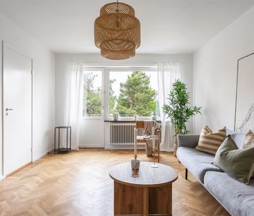 Spårfinnargränd, Bandhagen - Photo 1