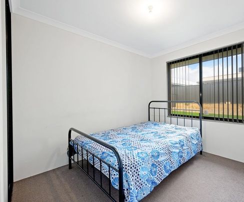 34 Parkhurst Avenue, Hilbert WA 6112 - House For Rent | Domain - Photo 1