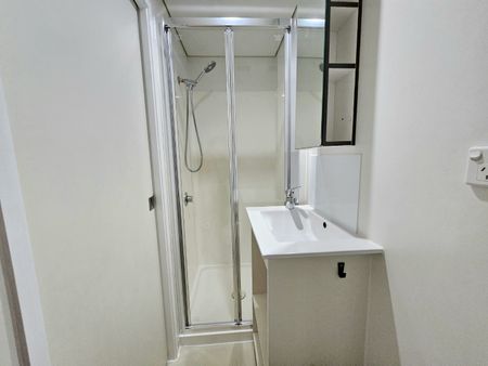 Neat and Fresh Apartment at Whitaker - Photo 4