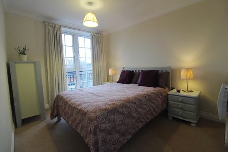 Riverside House, Reading, RG1 6BH - Photo 2
