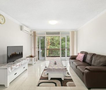 Spacious Three-Bedroom Apartment in Prime Epping Location - Photo 5