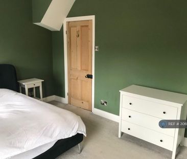 3 bedroom terraced house to rent - Photo 5