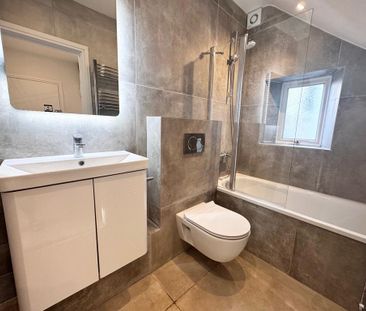 3 bedroom flat to rent - Photo 5