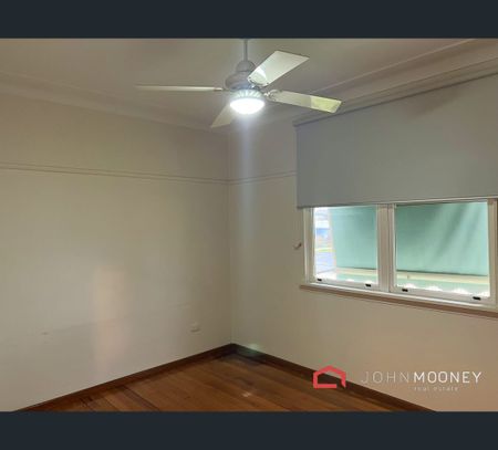 12 McDonough Avenue, Mount Austin, NSW 2650 - Photo 4