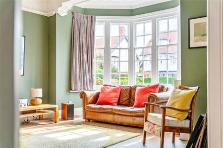 6 bedroom detached house to rent - Photo 2