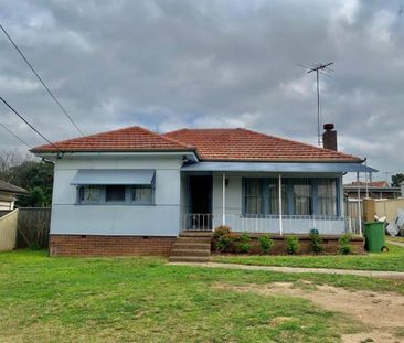 Fully Renovated House - Photo 1
