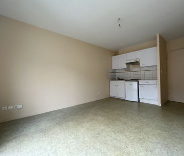 STUDIO - 22,43M2 - CENTRE VILLE - PARKING - Photo 3