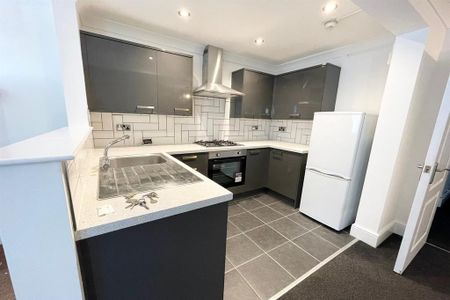 1 bedroom flat to rent - Photo 4