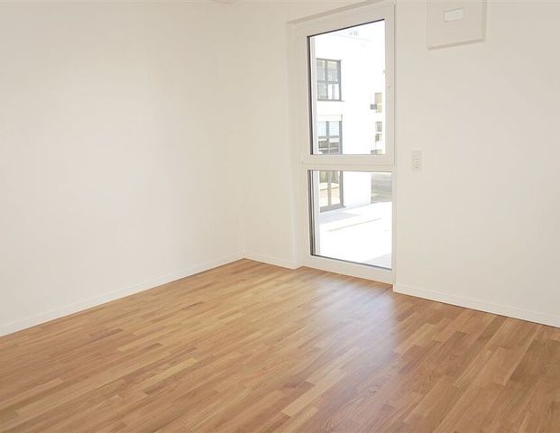 Exklusive 3 Zimmer Wohnung mit Einbauküche und Balkon in direkter Mosellage ! - Photo 1