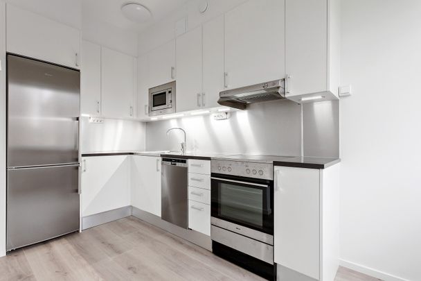 Rosenborgsgatan, Södertälje - Photo 1