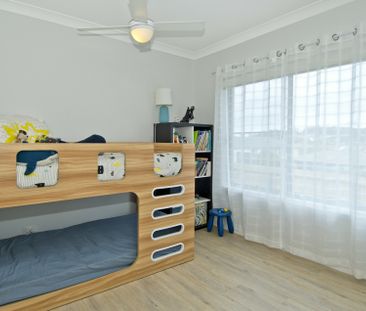 Modern and refreshing family home - Photo 4