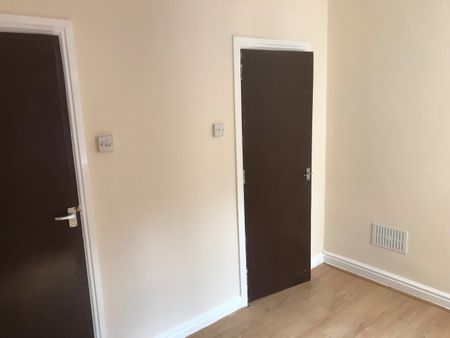 1 Bed Flat, Gillott Road, B16 - Photo 5