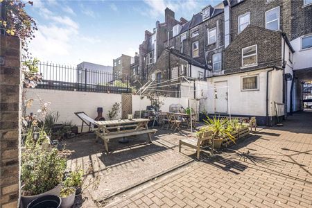 New Cross Road, London, SE14 6TQ - Photo 3