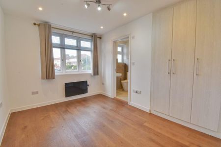 Studio to rent - Photo 3