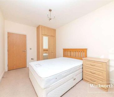 Hartnell Court, Ballards Lane, London, N3 - Photo 5