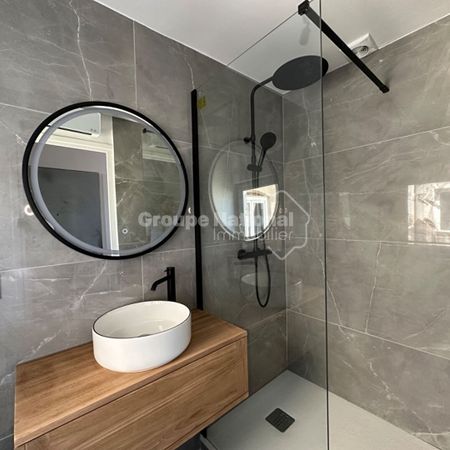 APPARTEMENT T2 NON MEUBLE MARSEILLE 8EME - 850  HC, - Photo 3