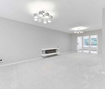 Croham Park Avenue, South Croydon, CR2 - Photo 1