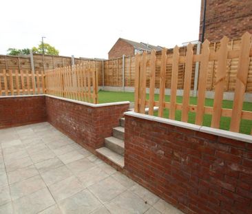 3 bedroom semi-detached house to rent - Photo 6