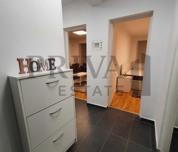 Apartament mobilat 3 camere, 60 mp, etaj 10, Complexul Studențesc - Fotografie 6