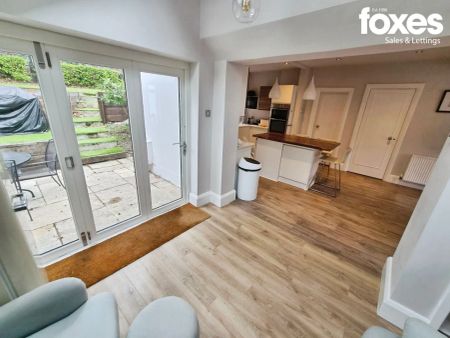 5 bed detached house to rent in Braidley Road, Bournemouth, Dorset, BH2 6JY - Photo 2