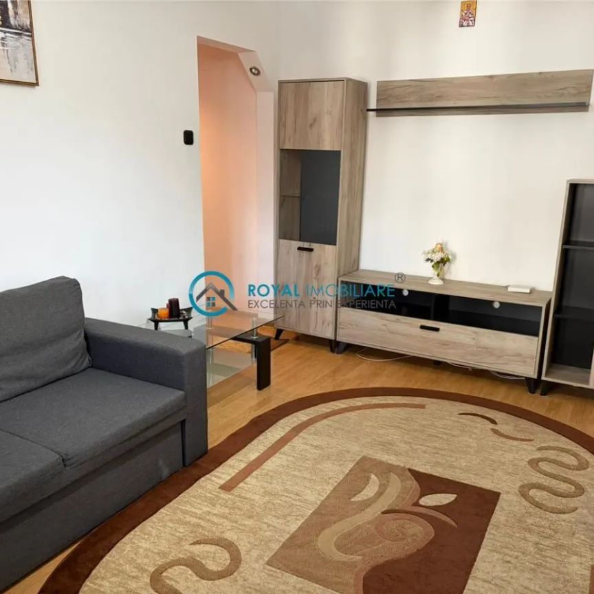 Royal Imobiliare - Inchiriere apartament 2 camere zona Malu Rosu - Photo 1
