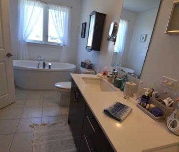 For Lease - 257 Finsbury Avenue, Stittsville - Munster - Richmond, ... - Photo 6