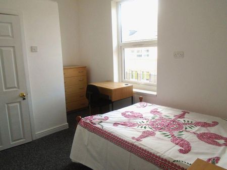 3 bedroom house to rent - Photo 3