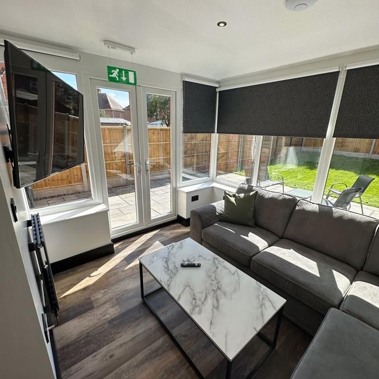 5 bedroom house share to rent - Photo 1