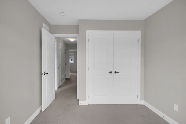 For Lease - 2029 Allegrini Terrace, Kanata, Ontario - Photo 1