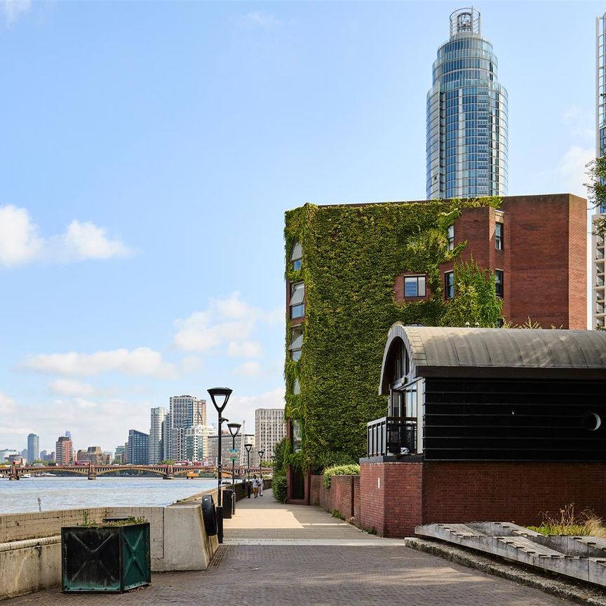 Riverside Court, SW8, London - Photo 1