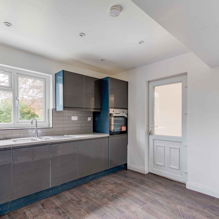 3 bed semi-detached house to rent in Rednal Hill Lane, Birmingham, B45 - Photo 1