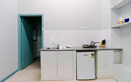 Studio Apartment - Photo 4