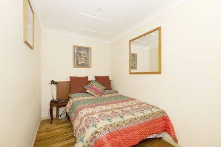 FULLY FURNISHED HOME WITH SPECTACULAR LAKE VIEWS - Photo 5