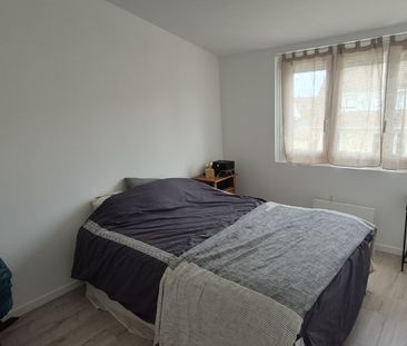 Location Maison 4 pièces 79m² COURRIERES 62710 - Photo 3