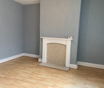 2 Bed Terraced House, Noster Street, LS11 - Photo 2