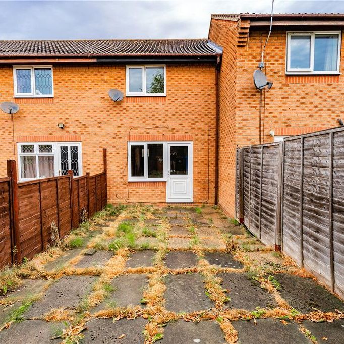 2 bedroom terraced house to rent - Photo 1
