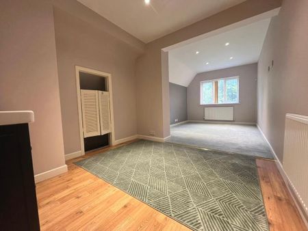 5 bedroom detached house to rent - Photo 3