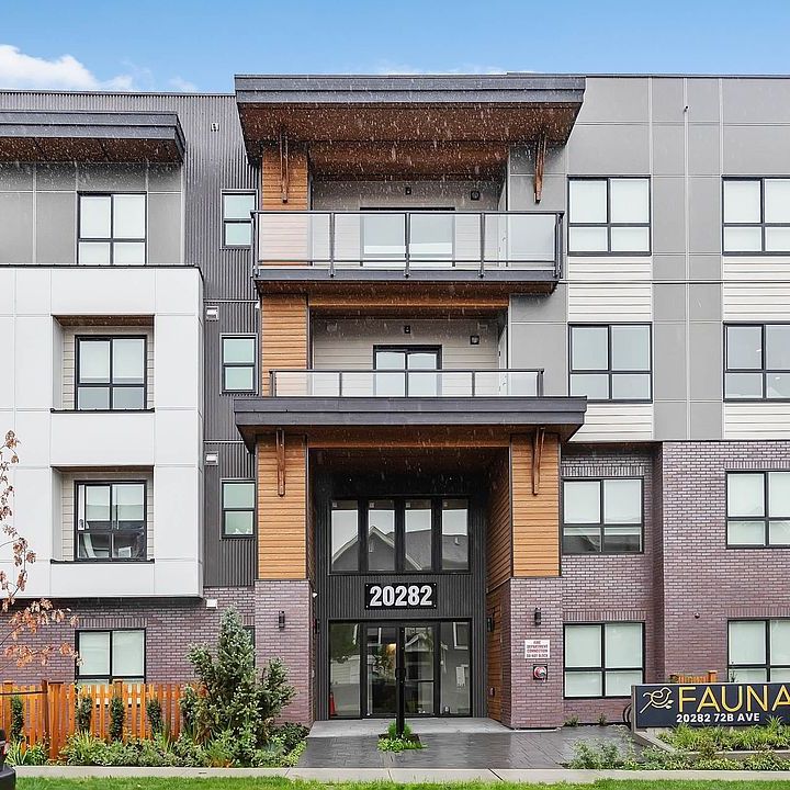 2 Bedroom Condo in Langley - Photo 1