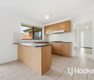 723 Glasscocks Road, Narre Warren South VIC - Photo 6