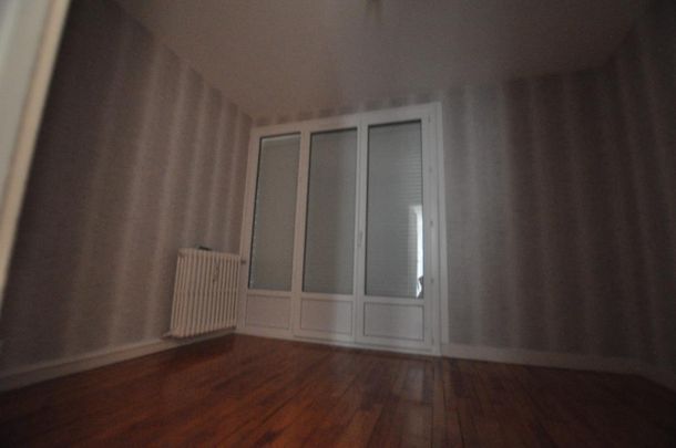 3 PIECES QUARTIER HOPITAL - Photo 1