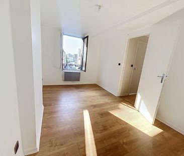 Location Maison 3 pièces 68m² CAUDEBEC LES ELBEUF 76320 - Photo 5