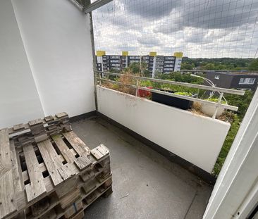Schönes WG Zimmer mit eigenem Balkon - Photo 4