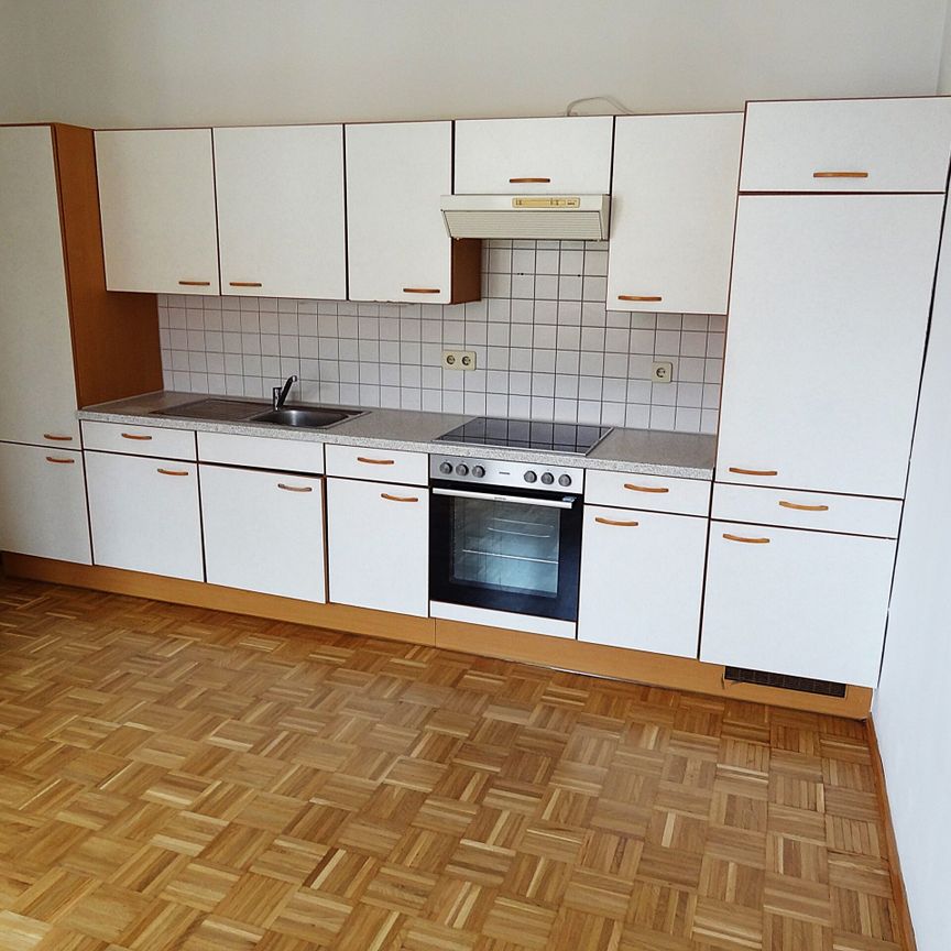 Helle Mietwohnung mit guter Raumaufteilung …! - Foto 1