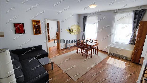 Kiadó újszerű állapotú lakás - Budapest VI. kerület - Photo 1
