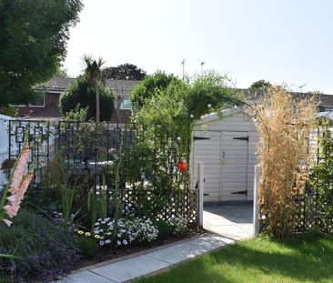 2 bedroom detached house to rent - Photo 6