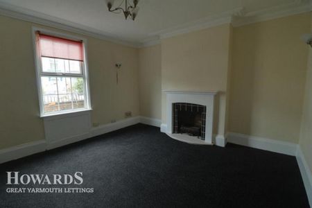 4 bedroom terraced house to rent - Photo 3