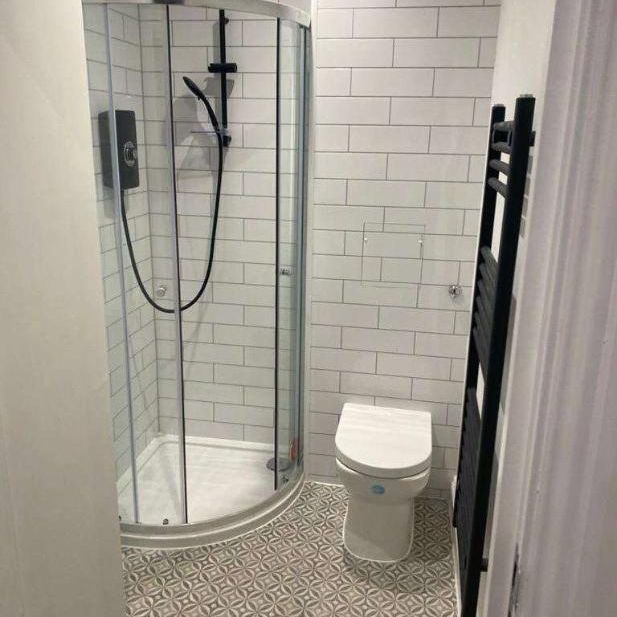 Henry Street, Bath, Somerset, BA1 - Photo 1